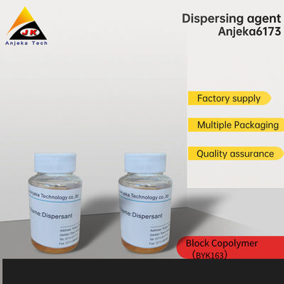Agente dispersor de carbono negro aniónico para revestimentos industriais
